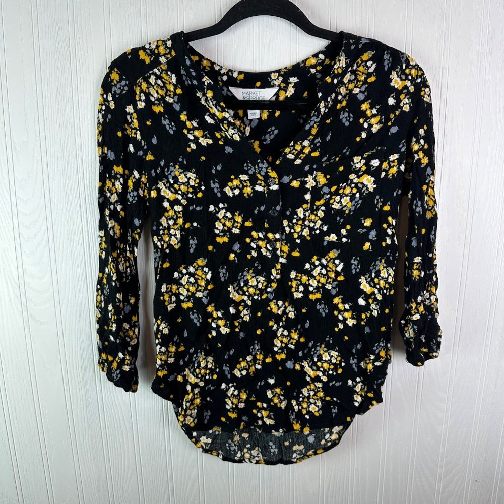 Market & Spruce Floral Blouse Size S petite